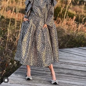 Buru Polly party skirt. Size large. New with tags.